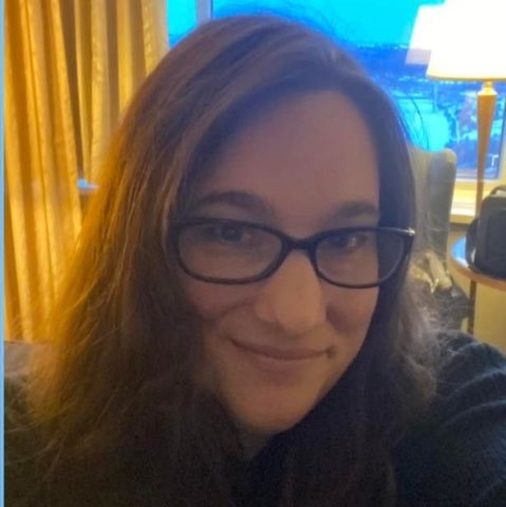 Meet your Posher, Megan